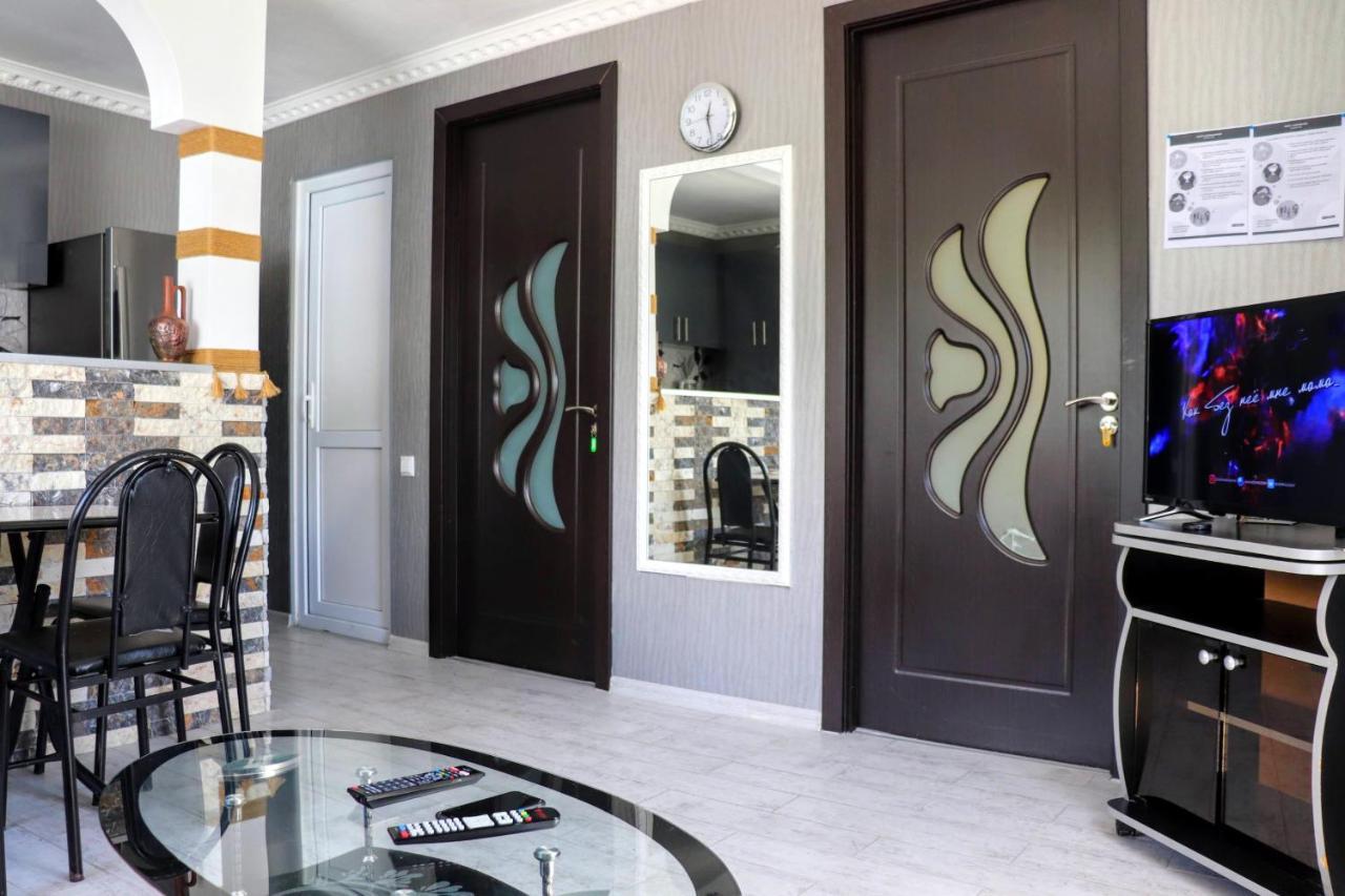 Hotel Nestt Казбеги Екстериор снимка