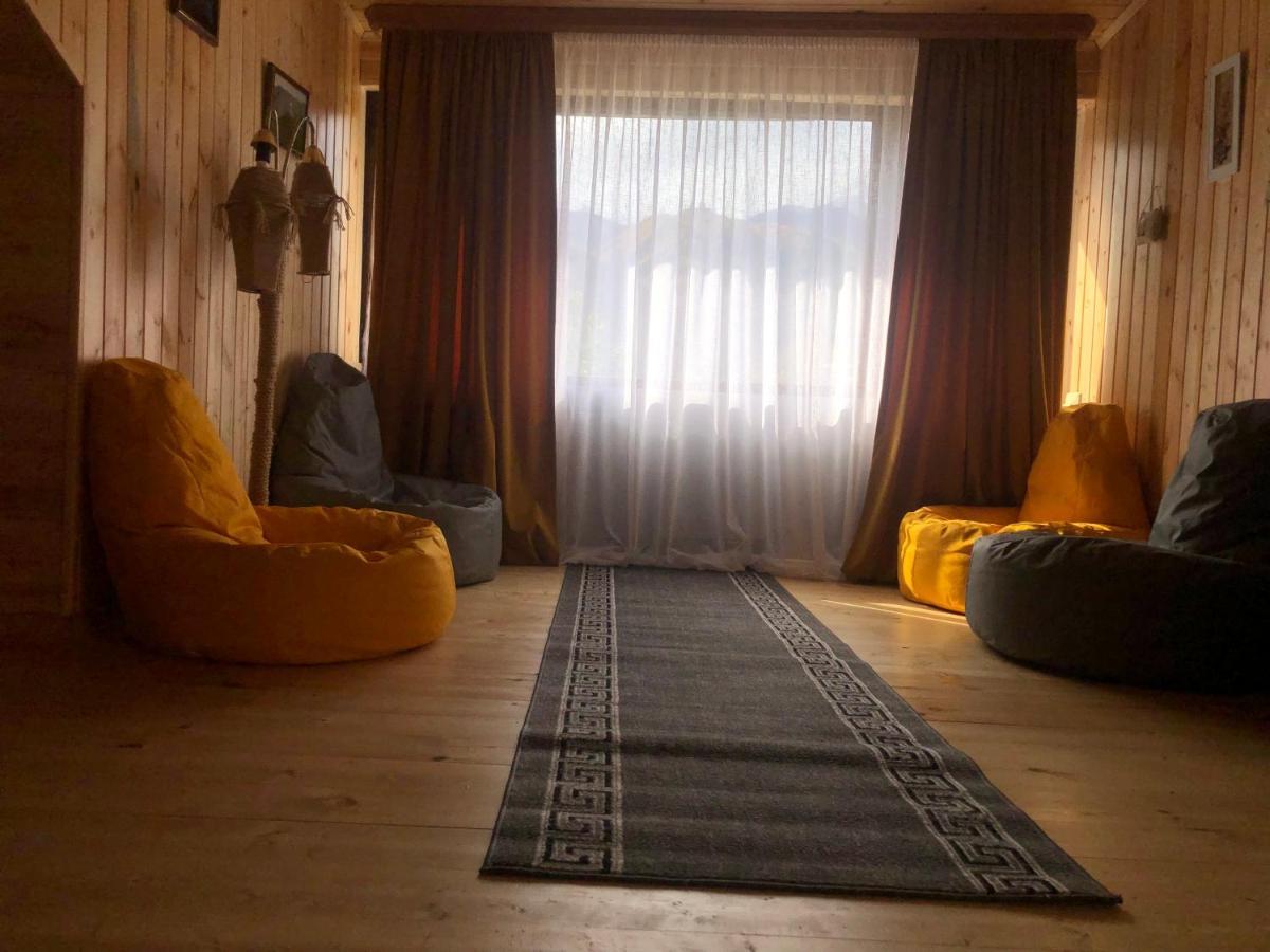 Hotel Nestt Казбеги Екстериор снимка
